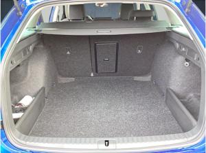Skoda Octavia Combi Selection 1.5 TSI DSG AHK/MATRIX