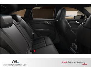 Audi Q4 e-tron Q4 Sportback e-tron 55 e-tron quattro S line AHK Matrix LED