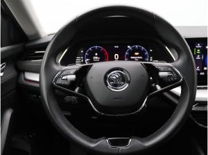 Skoda Octavia Combi Style 2.0TDI DSG / Navi, Pano, LED