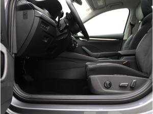 Skoda Octavia Combi Style 2.0TDI DSG / Navi, Pano, LED
