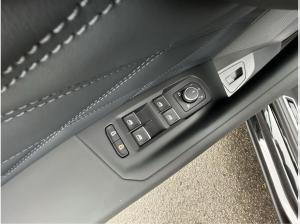 Volkswagen Touareg R-Line V6 TDI 4MOTION AHK Pano Head Up