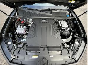 Volkswagen Touareg R-Line V6 TDI 4MOTION AHK Pano Head Up