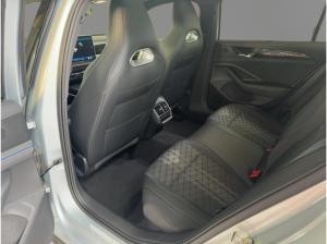 Volkswagen Passat Variant R-LINE 2.0 TDI DSG NP= 65.020 €