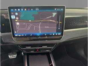 Volkswagen Passat Variant R-LINE 2.0 TDI DSG NP= 65.020 €