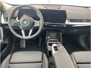 BMW iX1 xDrive30e Sofort Verfügbar +1.000€ Wert Guthaben auf Original Zubehör oder Winterräder