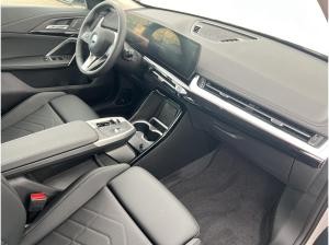 BMW iX1 xDrive30e Sofort Verfügbar +1.000€ Wert Guthaben auf Original Zubehör oder Winterräder