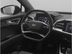 Audi Q4 e-tron 45 S line*Opt.schw.*AHK*KAM*ACC*8-fach