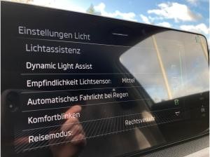 Skoda Kamiq Tour 1.0TSI LED.NAV.PDC.LaneA.WIRELESS.AHK.AMBIENTE.DAB