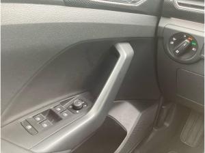 Volkswagen T-Cross R-LINE 1.0TSI DSG NP.42T AHK.NAVI.KAMERA.18 .KEYLESS