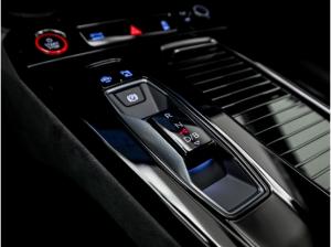 Audi A6 e-tron Avant performance AHK B&O HUD TechPlus