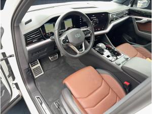 Volkswagen Touareg 3.0 TSI R-Line HUD Pano Std.Heizung