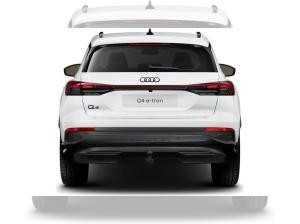 Audi Q4 e-tron 45 210 kW Kamera LED AHK Navi Shz PDC - Plus