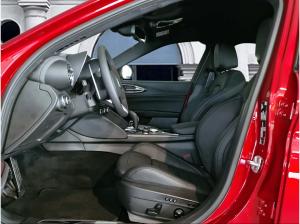 Alfa Romeo Giulia QUADRIFOGLIO 2.9 V6 Bi-Turbo 382 kW (520 PS) AT8 Akrapovic Roso Etna