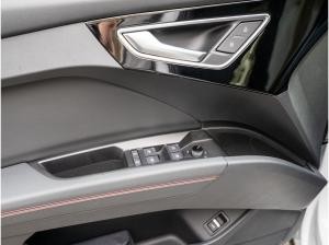 Audi Q4 e-tron 55 S line quattro NAVI MATRIX AHK PANO // SOFORT VERFÜGBAR!!!