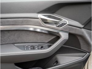 Audi Q8 50 e-tron S line quattr NAVI MATRIX UVP 99540 0,25% Versteuerung