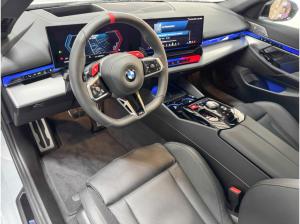 BMW M5 xDrive Limousine Comfort Paket Driving- & Parking Prof. 0,5% Versteuerung-AKTION BIS 31.12.2025