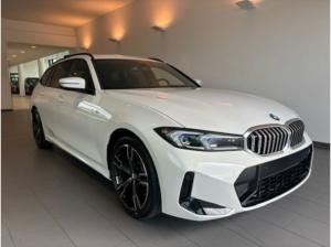 BMW 320 i Touring M-Sportpaket *AHK* Sofort Verfügbar*