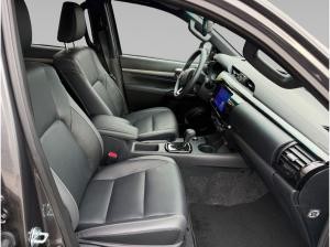 Toyota Hilux 4x4 Double Cab Invincible