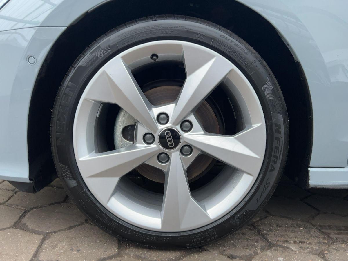 Audi A3 Sportback 35 TFSI advanced S tronic AHK Sonos