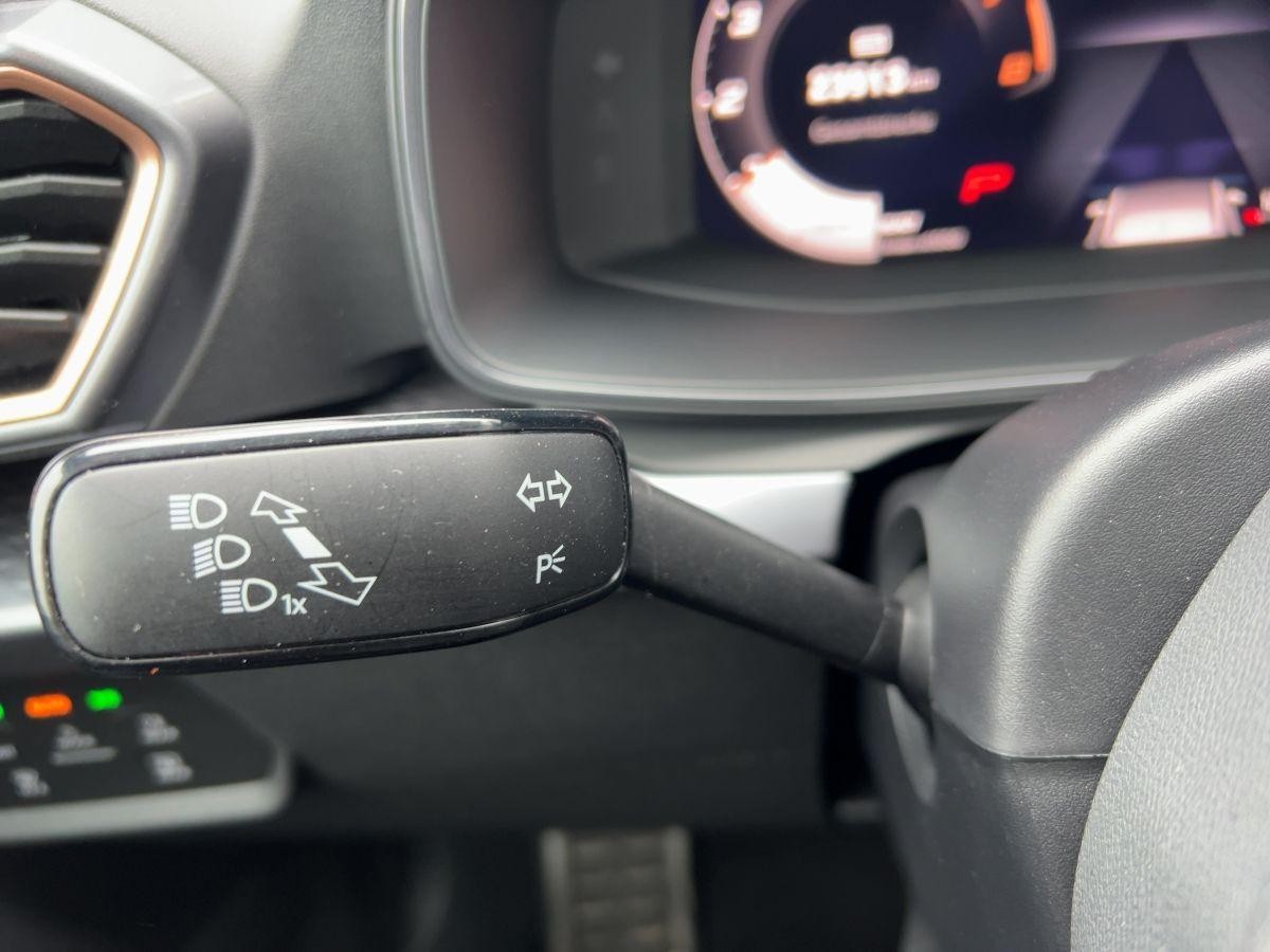 Cupra Leon Sportstourer 1.5 eTSI DSG Navi Kamera