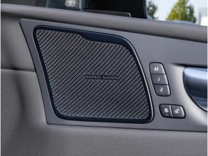 Volvo XC60 T8 Plus Black Edition