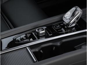 Volvo XC60 T8 Plus Black Edition