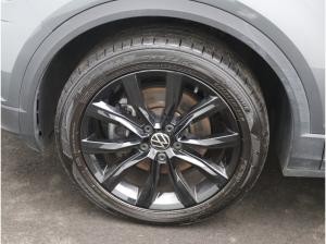 Volkswagen T-Roc Sport 2.0TDI 4M DSG / Navi, Pano, LED, AHK