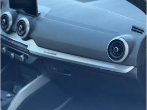 Audi Q2 S line 35 TFSI CARPLAY*GRA*NAVI*AHK*KOMFORT*KLIMA*EROBERUNG*