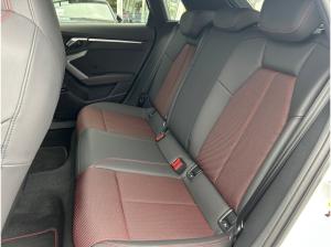 Audi A3 Sportback S line 45TFSI e matrix,Kam.,Massage