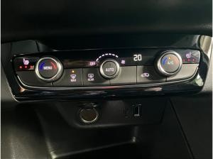 Opel Corsa F e Elegance LED+SHZ+Fernlichtass.+Kam.+LM