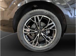 Audi Q3 e-hybrid S tronic LED LM 19" Navi PDC+RFK