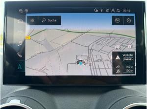 Audi Q2 advanced 35 TFSI S tronic matrix, AHK, Navi