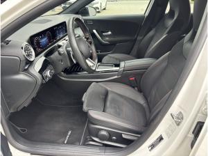 Mercedes-Benz A 200 AMG+Night+AHK+Multibeam+KeyGo+CarPlay+RüKa