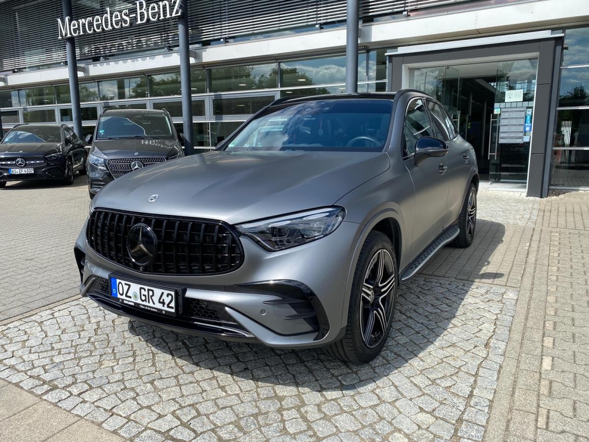 Mercedes-Benz GLC 400 e 4M AMG+Night+AHK+DigiLight+Distronic+