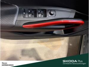 Skoda Fabia MONTE CARLO DSG SITZHEIZUNG EINPARKHILFE NAVI LED