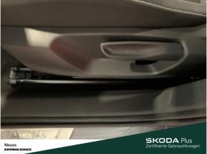 Skoda Fabia MONTE CARLO DSG SITZHEIZUNG EINPARKHILFE NAVI LED