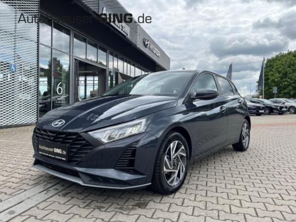Hyundai i20 Kamera Induktion Navi Spurhalte SHZ AC/AA