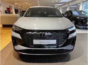 Audi Q4 e-tron 45   ⇒ AHK   ⇒ EDITION S-Line   ⇒ HUD   ⇒ 21"