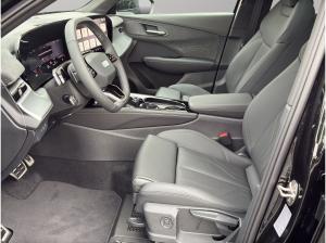 Audi Q3 SUV TFSI S tronic+PANO+LED+S LINE