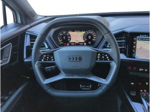 Audi Q4 e-tron 45 S line, AHK, Matrix, 360 Grad, Standklima,