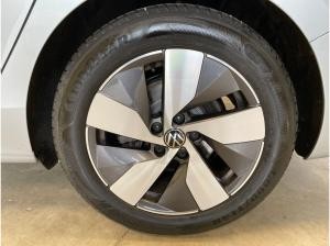 Volkswagen Passat 2.0 TDI Elegance *AHK*Matrix*ACC*360°