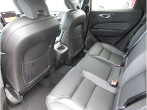 Volvo XC60 B5 AWD Black Edition Plus Facelift verschiedene Farben*GEWERBEKUNDEN AKTION*