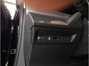 Peugeot 308 ALLURE HYBRID 145 e-DSC6 *TAGESZULASSUNG*