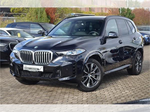 BMW X5 xDrive 30d M-Sport, LiveCptProf, Iconic Glow, Ad.LED, Harm/Kard, AHK, Pano, Soft-Close uvm.