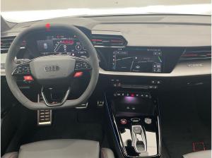 Audi RS3 RS 3 Limousine (8YM)