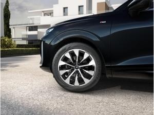 Audi Q3 SUV TFSI S tronic S line*PANO*ACC*LED*SHZ*