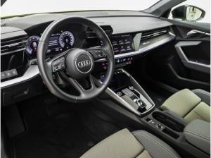 Audi A3 Sportback 45 TFSIe S line HUD AHK Navi Matrix
