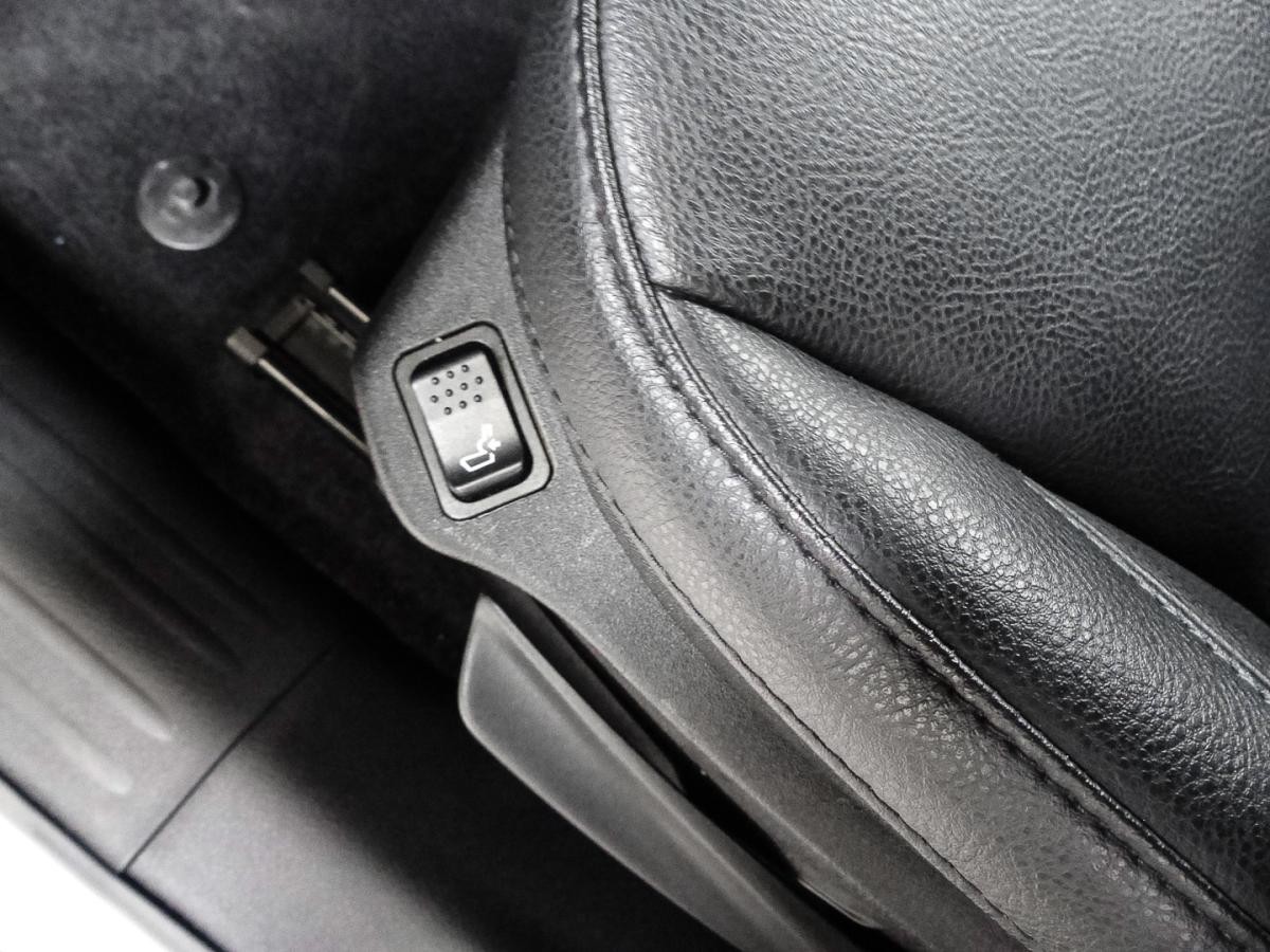 Jeep Compass Upland Plug-In Hybrid 4WD LED ACC Apple CarPlay