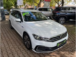 Volkswagen Passat Variant 1.4 TSI GTE ACC+AHK+Navi+SHZ