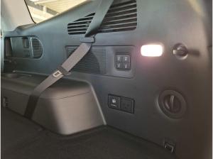 Hyundai IONIQ 9 6-Sitzer 110 kWh (307 PS) 4WD UNIQ + Panoramadach + Relax-Paket